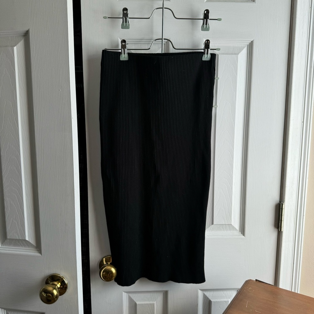 h&m ribbed black bodycon midi skirt